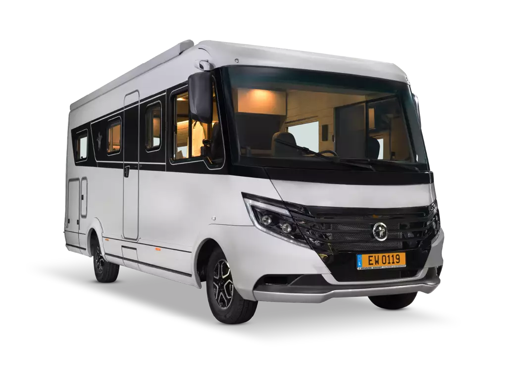 Dynamický pohled na sportovní exteriér luxusního obytného vozu Niesmann+Bischoff iSmove 7.3 F.
